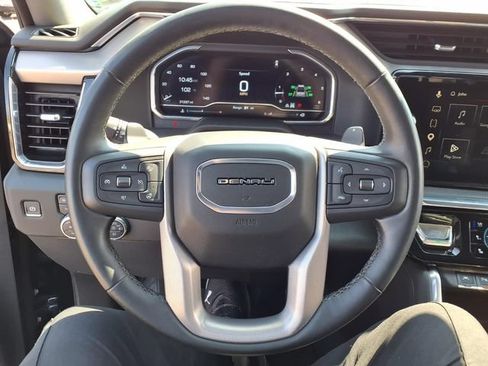Used 2025 GMC Sierra 1500 Denali w/ Denali Reserve Package AWD/4WD image 32