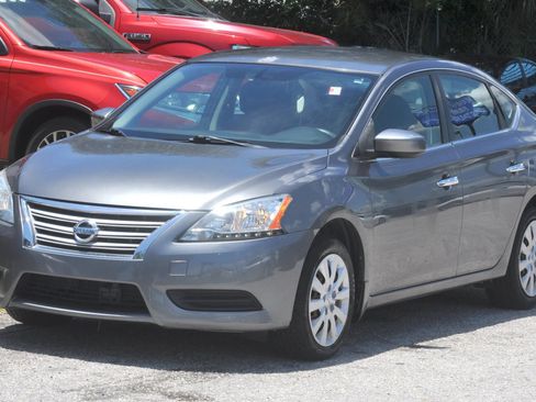 Used 2015 Nissan Sentra SV FWD image 3