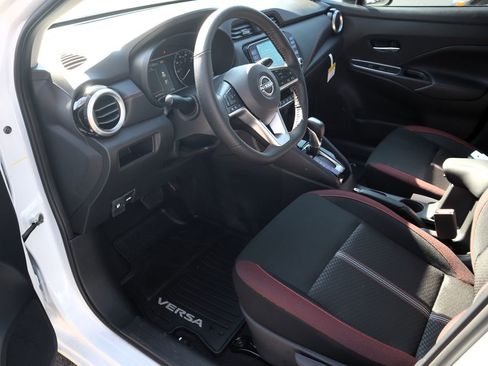 New 2025 Nissan Versa SR w/ Trunk Package image 13