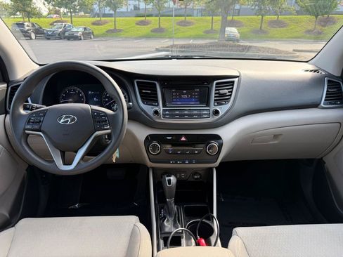 Used 2018 Hyundai Tucson SE FWD image 15