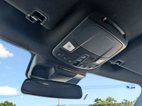 Used 2024 Ford Expedition Limited AWD/4WD image 18