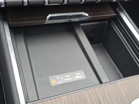 New 2026 GMC Acadia Denali w/ Super Cruise Package image 13