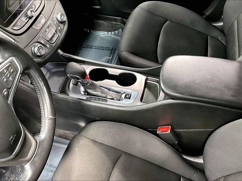 Used 2022 Chevrolet Malibu RS w/ LPO, Convenience Package 1 FWD image 17