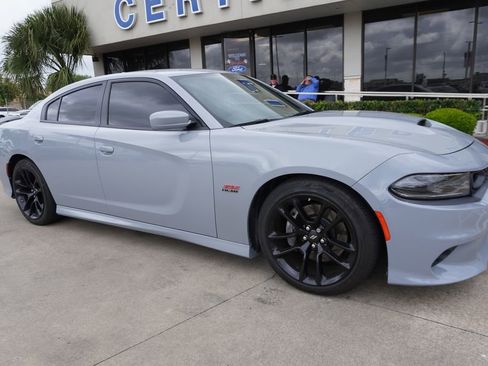 Used 2022 Dodge Charger Scat Pack image 1