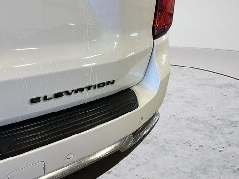 Used 2026 GMC Yukon Elevation AWD/4WD image 11