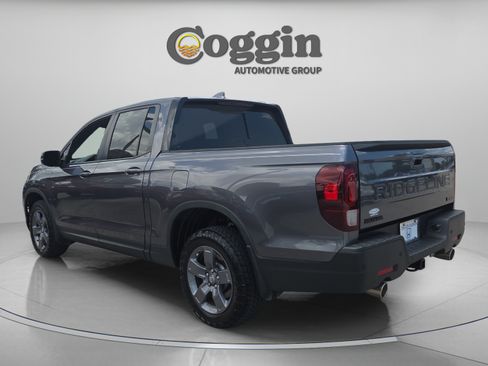 Certified 2024 Honda Ridgeline TrailSport image 3
