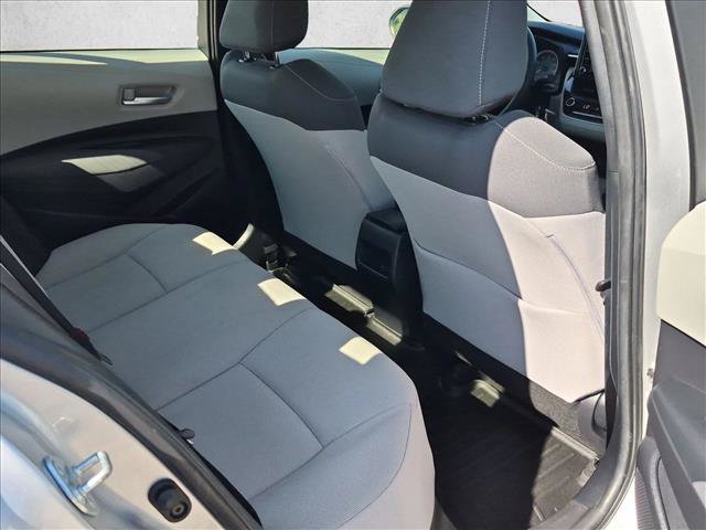 Used 2021 Toyota Corolla LE FWD image 16