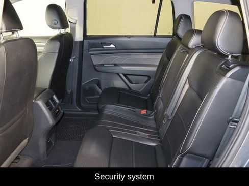 Used 2021 Volkswagen Atlas SE image 14