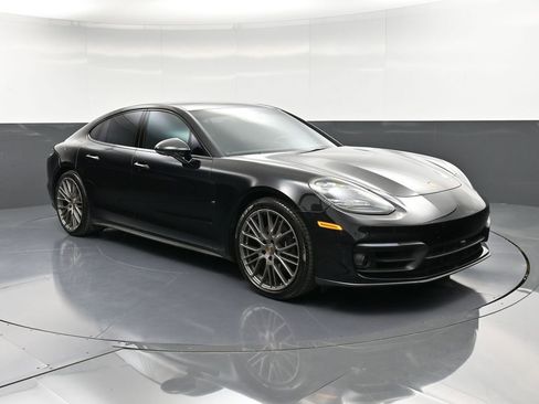 Used 2022 Porsche Panamera Platinum Edition RWD image 10