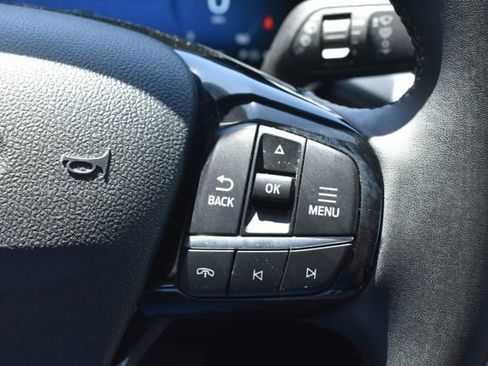 Used 2023 Ford Escape Platinum AWD/4WD image 26