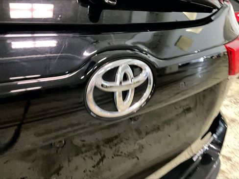Used 2018 Toyota Highlander XLE AWD/4WD image 30