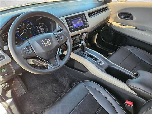 Used 2016 Honda HR-V LX image 12