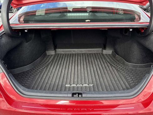 Used 2024 Toyota Camry XLE image 28