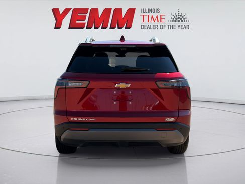 Used 2025 Chevrolet Equinox LT w/ Convenience Package II AWD/4WD image 9