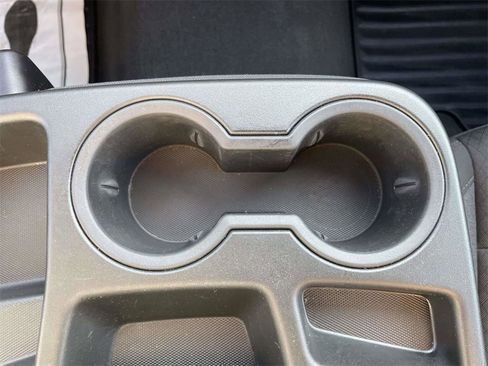 Used 2024 GMC Sierra 1500 Elevation image 18