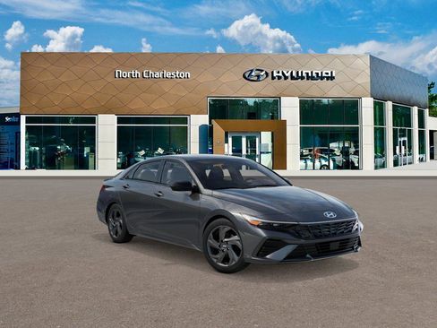 New 2026 Hyundai Elantra Sport FWD image 2