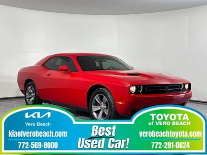 Used 2015 Dodge Challenger SXT