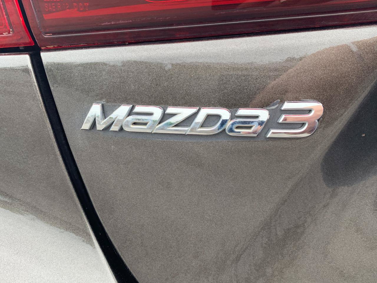 Used 2014 MAZDA MAZDA3 i Touring FWD image 36
