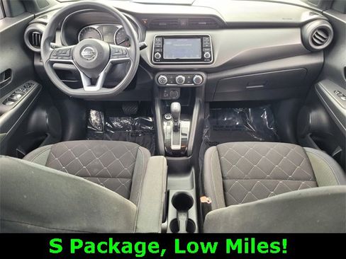 Used 2019 Nissan Kicks S image 13