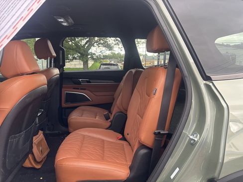 Used 2025 Kia Telluride EX X-Line AWD/4WD image 9