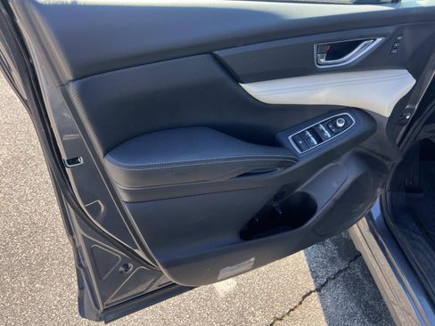 Used 2019 Subaru Ascent Limited w/ Popular Package #2 image 10