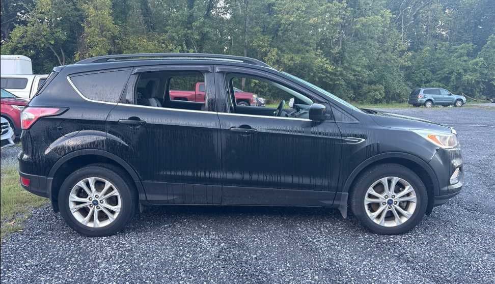 Used 2018 Ford Escape SE AWD/4WD image 4