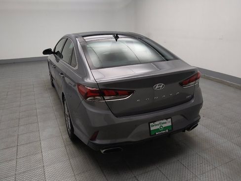 Used 2019 Hyundai Sonata Limited FWD image 5