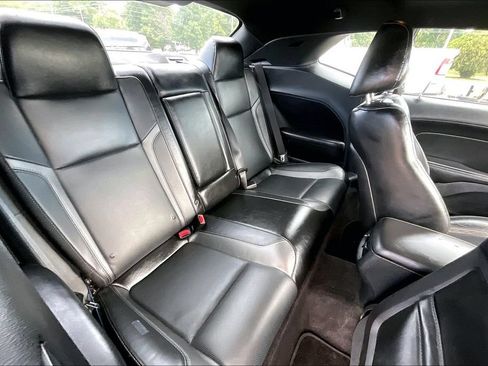 Used 2018 Dodge Challenger SXT Plus RWD image 21