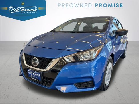 Used 2022 Nissan Versa S FWD image 1