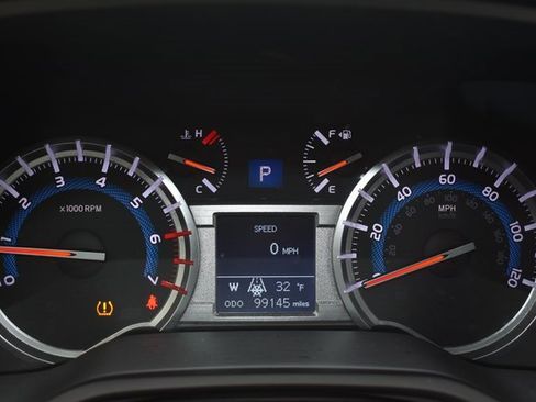 Used 2019 Toyota 4Runner SR5 Premium image 17