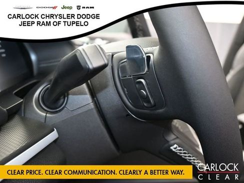 New 2025 Jeep Grand Cherokee Altitude image 15