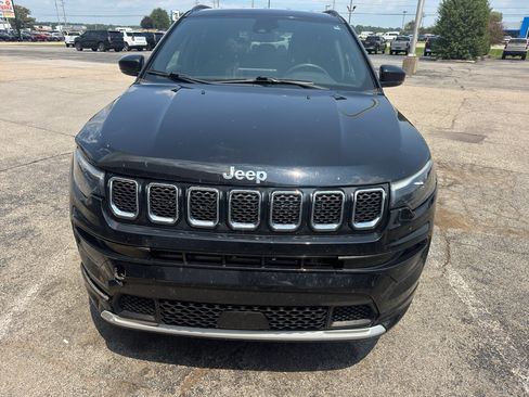 Used 2023 Jeep Compass Limited w/ Elite Group AWD/4WD image 2
