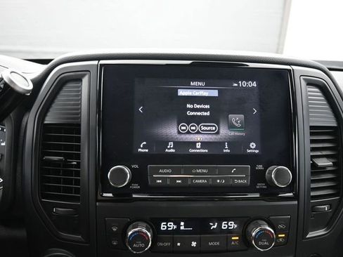 Used 2024 Nissan Titan SV w/ Accessory Utility Package image 16