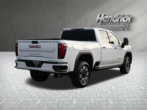 Used 2024 GMC Sierra 2500 Denali w/ Max Trailering Package image 10