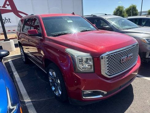 Used 2015 GMC Yukon Denali w/ Premium Package AWD/4WD image 10