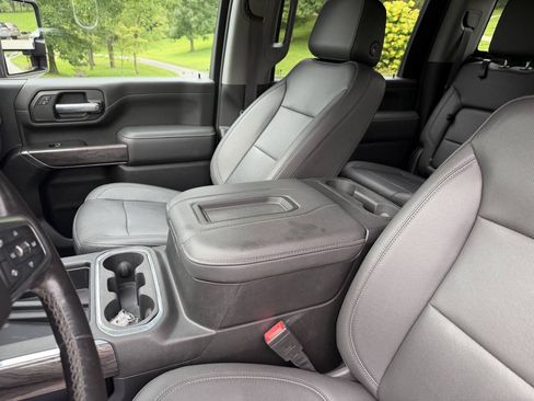 Used 2021 Chevrolet Silverado 3500 LTZ w/ LTZ Convenience Package AWD/4WD image 30