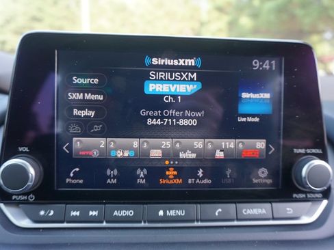 Used 2023 Nissan Rogue S FWD image 10