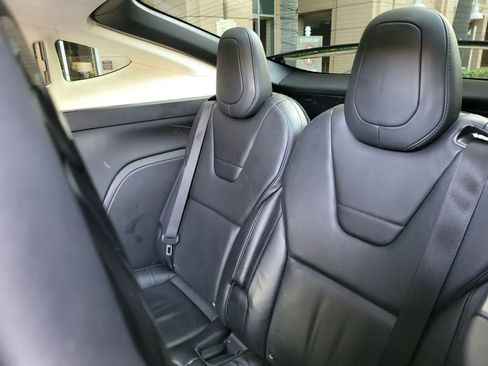 Used 2018 Tesla Model X 75D AWD/4WD image 19