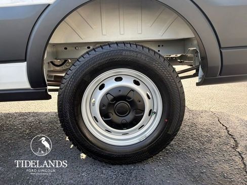 New 2026 Ford Transit 250 148 Medium Roof RWD image 31