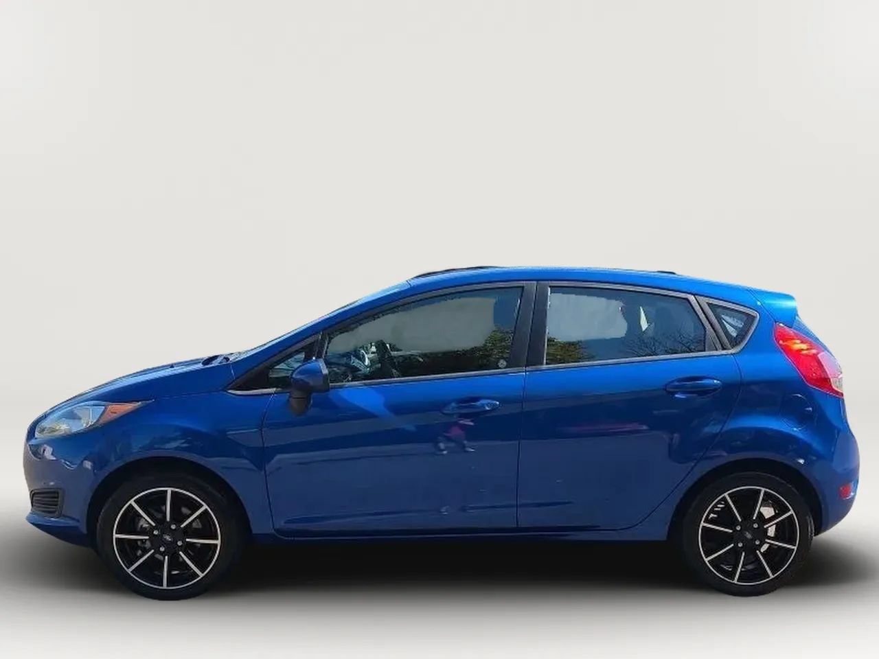 Used 2019 Ford Fiesta SE FWD image 5