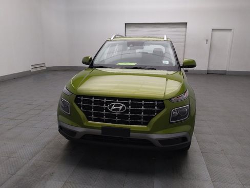 Used 2022 Hyundai Venue SEL image 15
