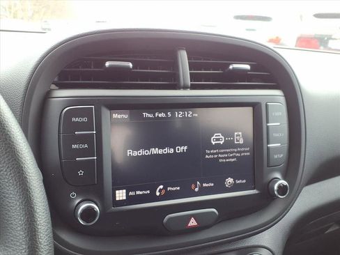 Used 2023 Kia Soul LX image 10