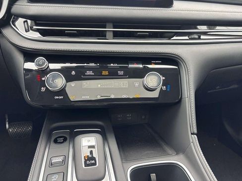 New 2026 INFINITI QX60 Luxe w/ Cargo Package image 32