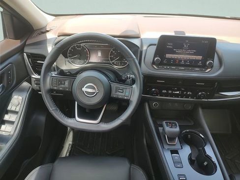 Used 2022 Nissan Rogue SL FWD image 10