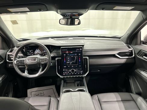 Certified 2024 GMC Acadia Elevation w/ Luxury Package image 18