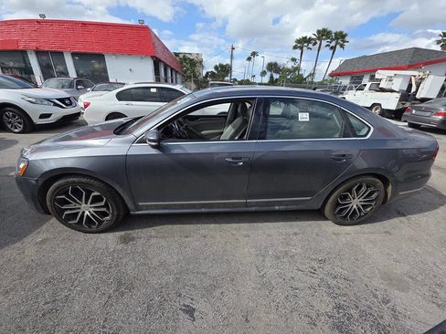 Used 2015 Volkswagen Passat 1.8T SE image 13