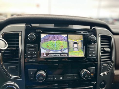 Used 2018 Nissan Titan Platinum Reserve w/ Platinum Utility Package image 6
