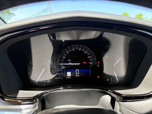 Used 2019 Cadillac XT5 Luxury AWD/4WD image 18