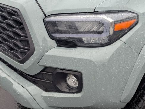 Used 2022 Toyota Tacoma TRD Sport AWD/4WD image 13