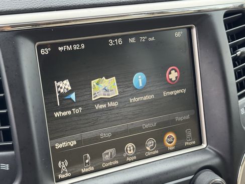 Used 2017 Jeep Grand Cherokee Limited RWD image 18